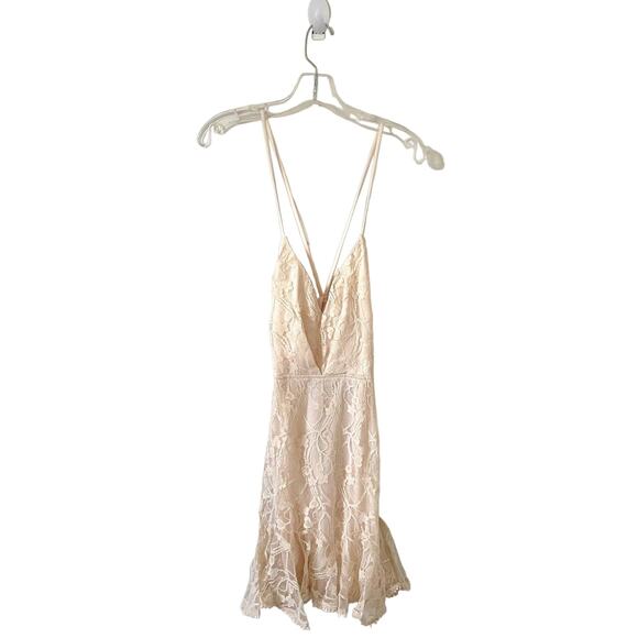 Lulu's Skater Lace Mini Dress Ivory Size Large NEW - Picture 1 of 8